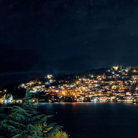 Hotel Lebed Ohrid Ngoại thất bức ảnh