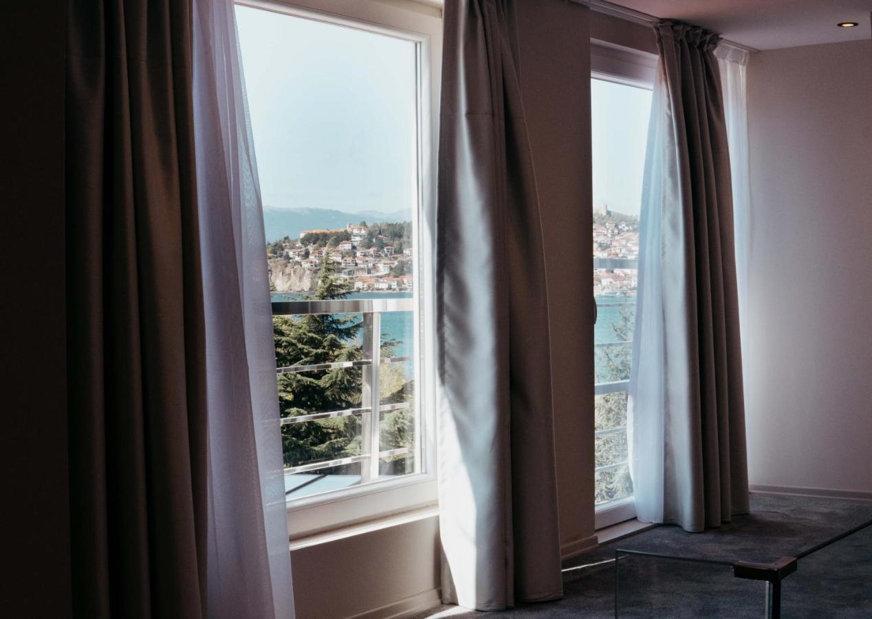Hotel Lebed Ohrid Ngoại thất bức ảnh