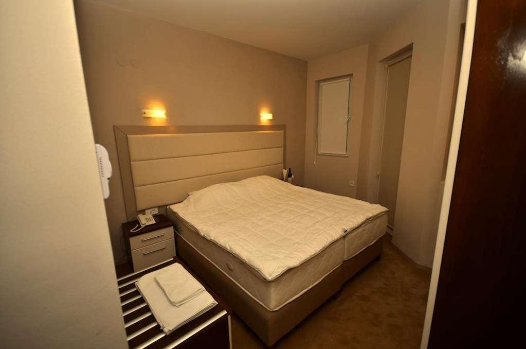 Hotel Lebed Ohrid Phòng bức ảnh