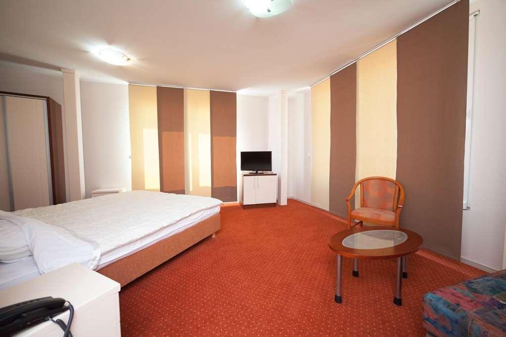 Hotel Lebed Ohrid Phòng bức ảnh